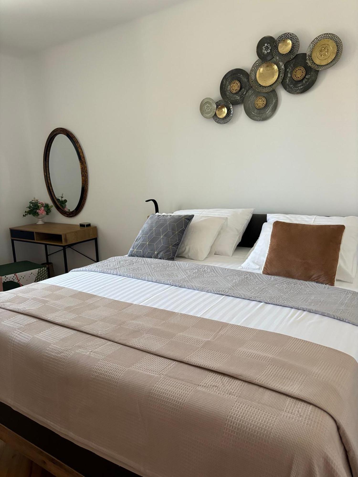 Centar 103 Apartment Σίμπενικ Εξωτερικό φωτογραφία